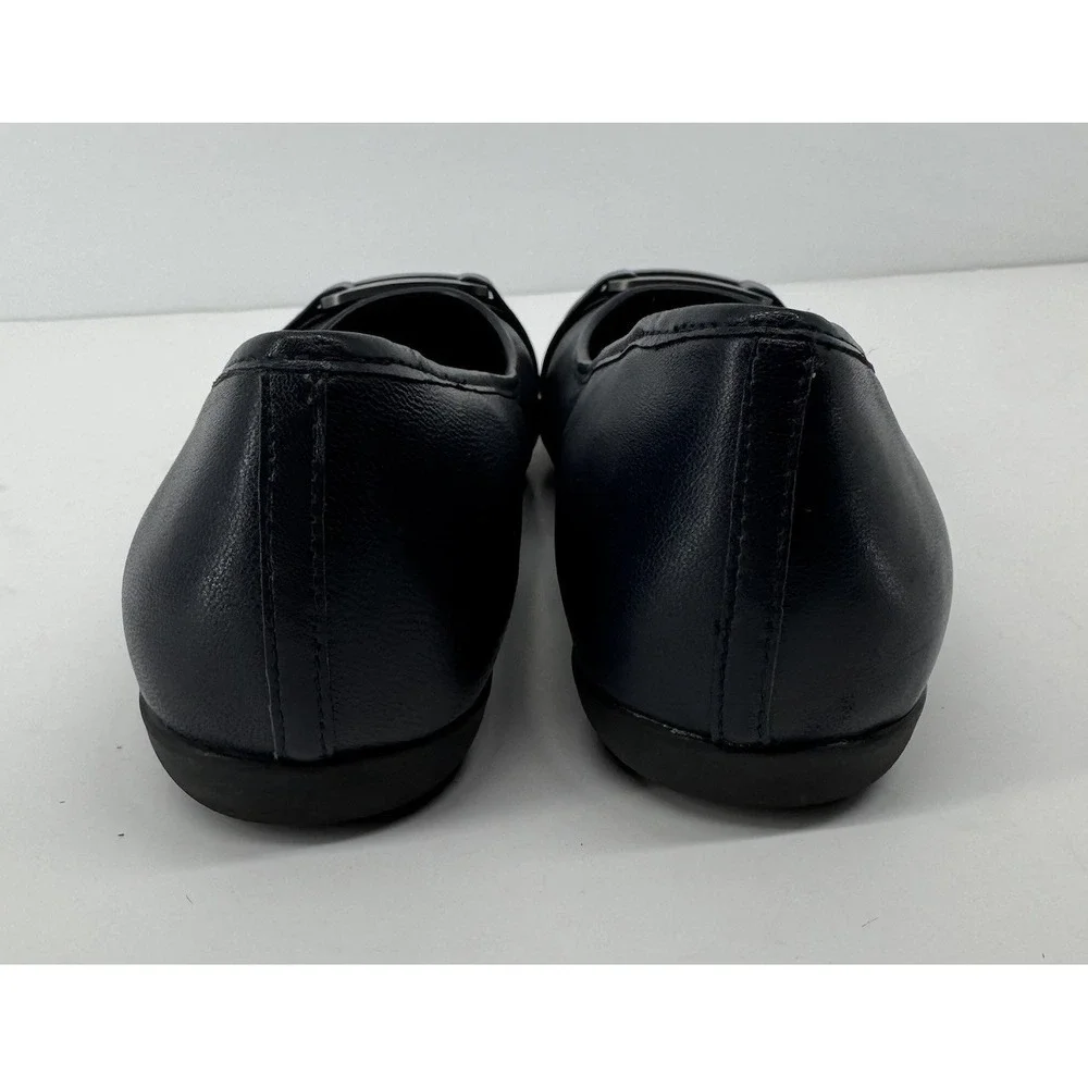 Trotters Navy Leather Flats Buckle Accent Comfort Slip On Classic Workwear Sz 7